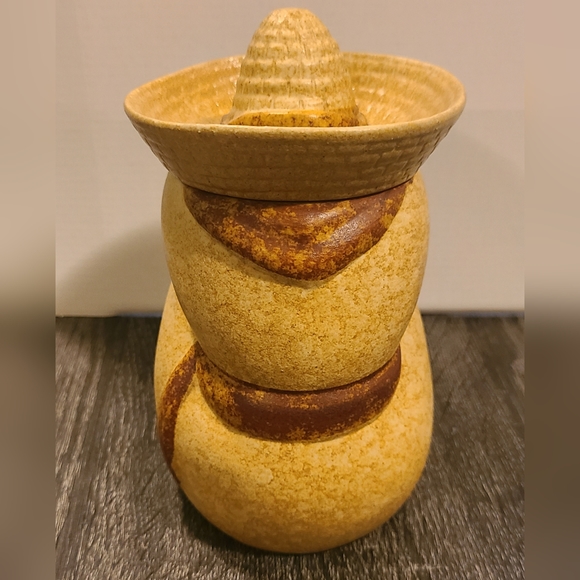 Vintage Pottery Craft Jar Stoneware Siesta Time Sombrero Figurine 7x5x4 Inches - Picture 6 of 7